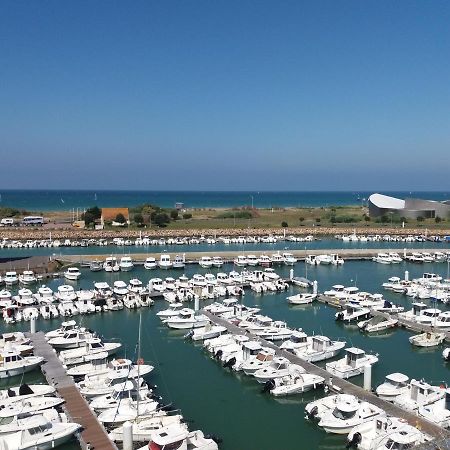 Ferienwohnung La Tete Dans Les Nuages, Les Pieds Dans L'Eau Courseulles-sur-Mer Exterior foto